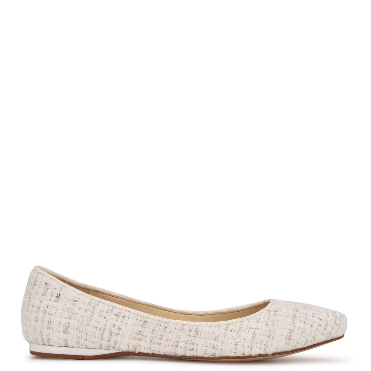 Nine West Speakup Almond Puntera Blancas | 6980EMCQD